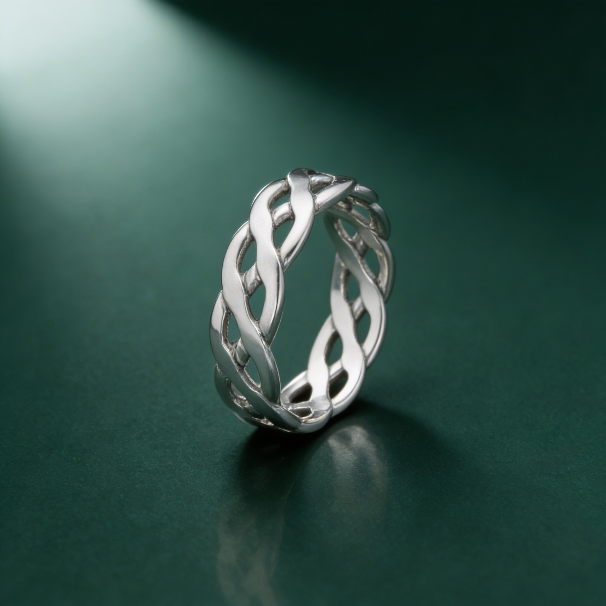 9ct White Gold 5mm Celtic Wedding Ring