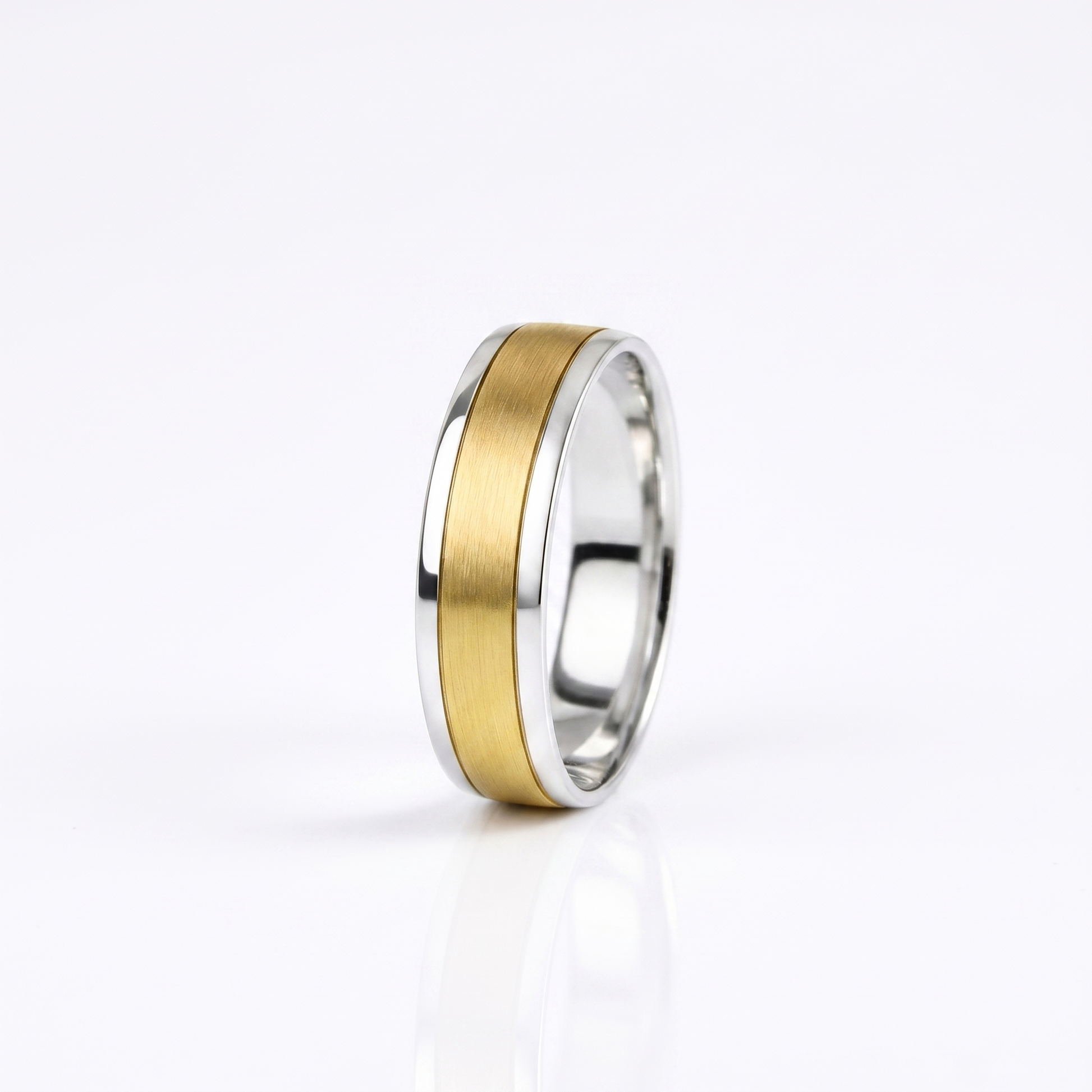 Silver 925 and 9ct Yellow Gold Court Shape Matt Center 5mm Wedding Ring
