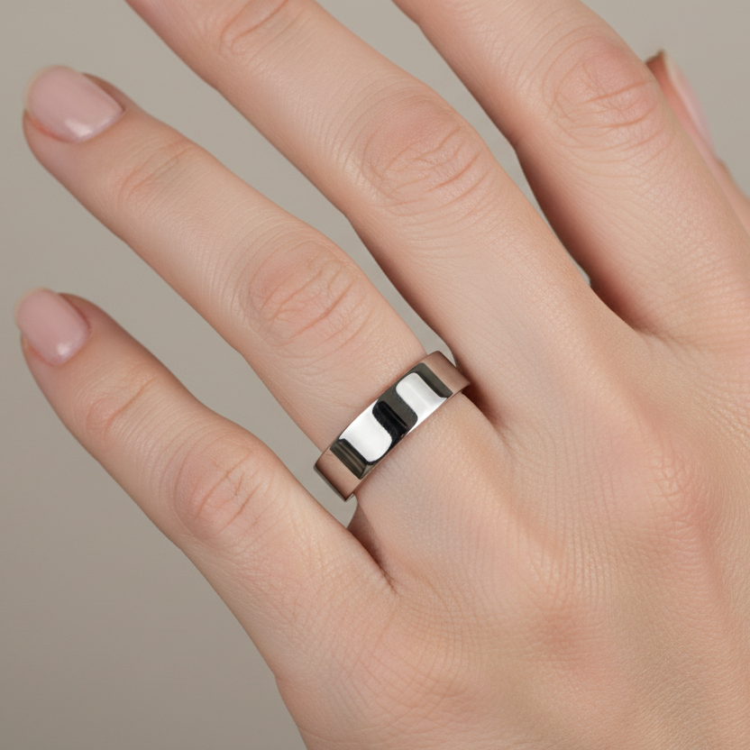 18ct White Gold Heavy Flat Court Shape 4mm Wedding Ring