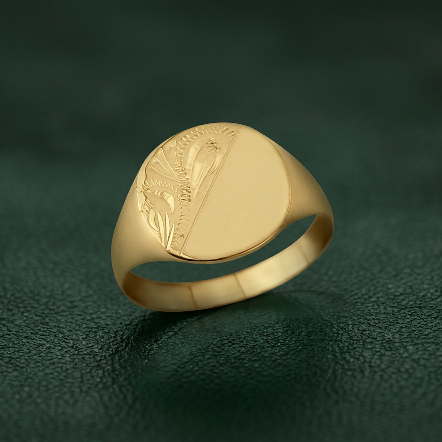 Gents Cushion-Shaped 9ct Yellow Gold Light Weight Engraved Signet Ring
