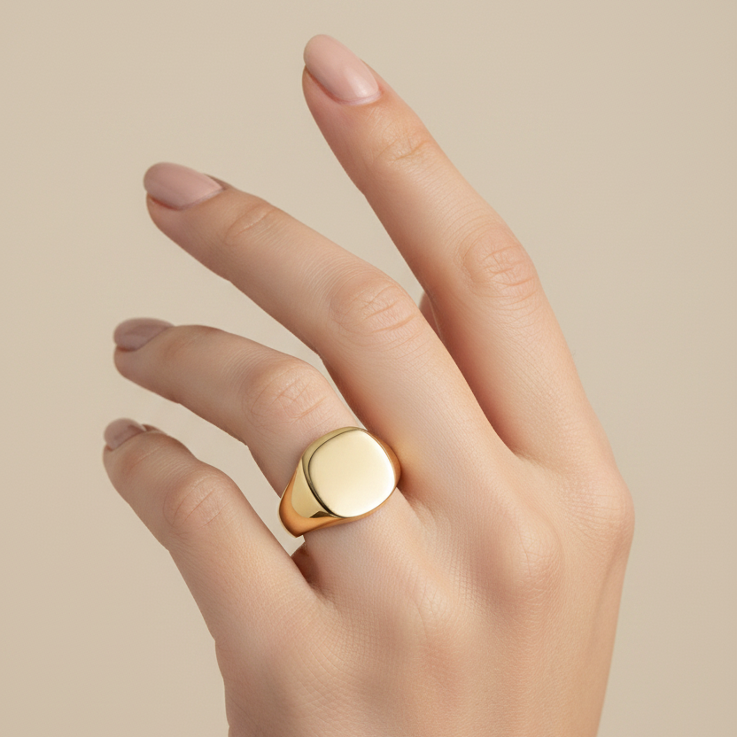 Gents Cushion-Shaped 9ct Yellow Gold Medium Weight Signet Ring