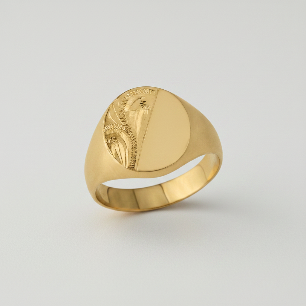 Gents Oval-Shaped 9ct Yellow Gold Heavy Weight Engraved Signet Ring
